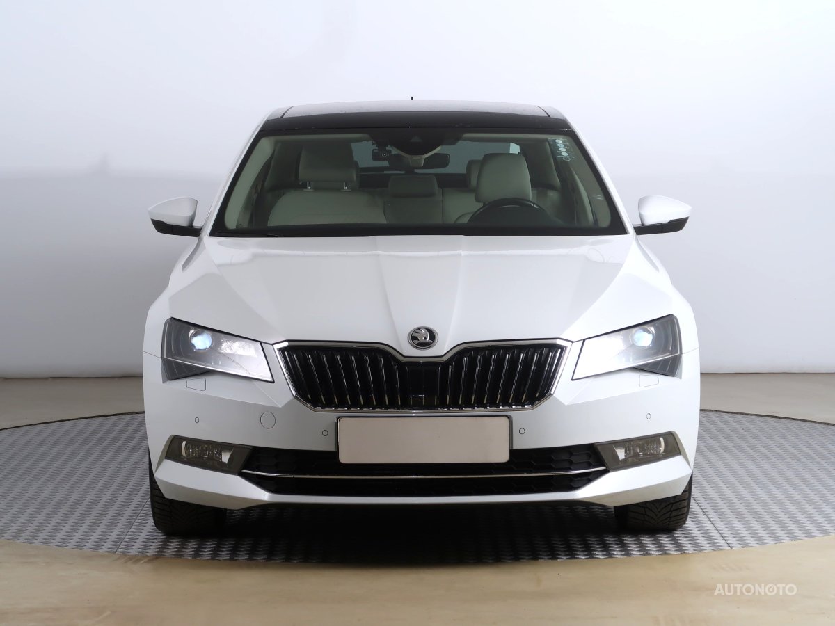 Škoda Superb, 2018 - pohled č. 2