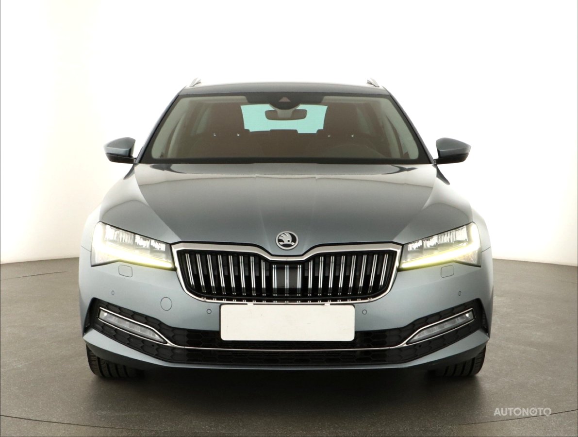 Škoda Superb, 2021 - pohled č. 2