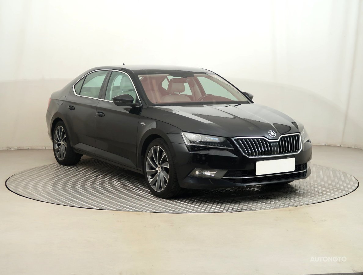 Škoda Superb, 2018 - celkový pohled