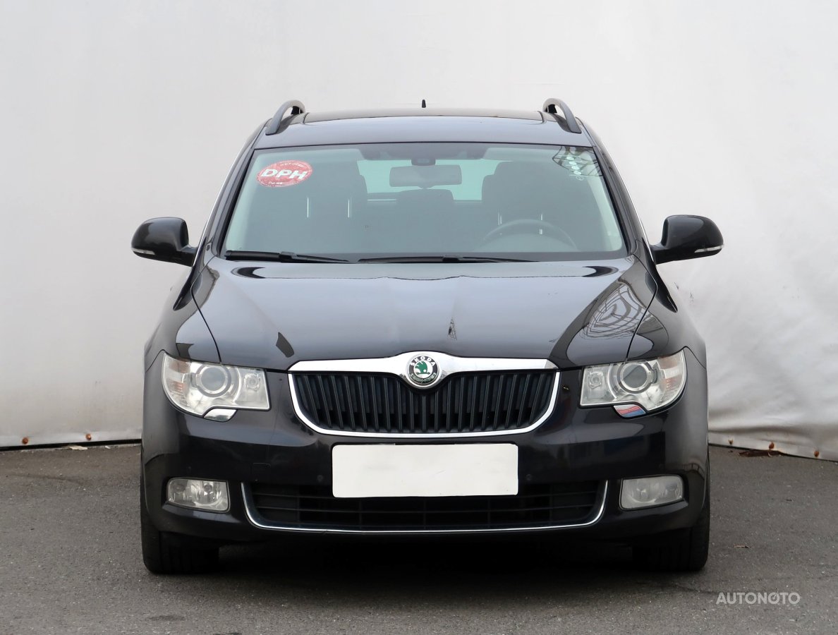 Škoda Superb, 2012 - pohled č. 2