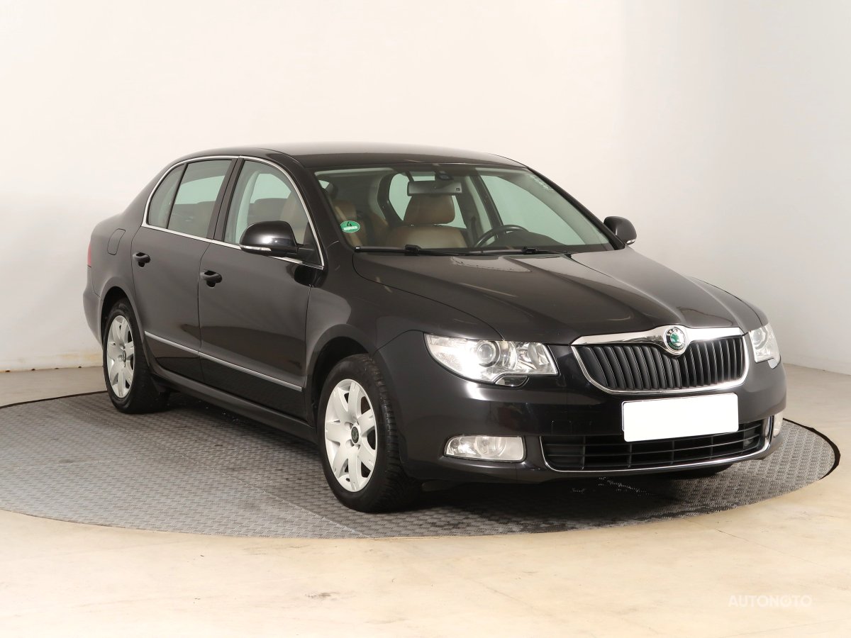 Škoda Superb, 2013 - celkový pohled