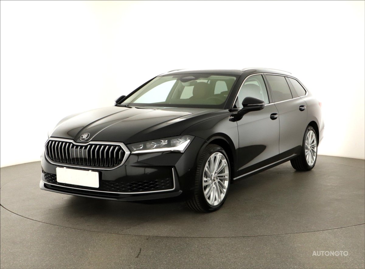 Škoda Superb, 2024 - pohled č. 3