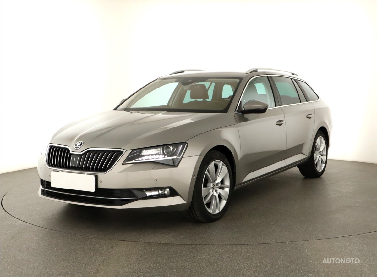 Škoda Superb, 2015 - pohled č. 3