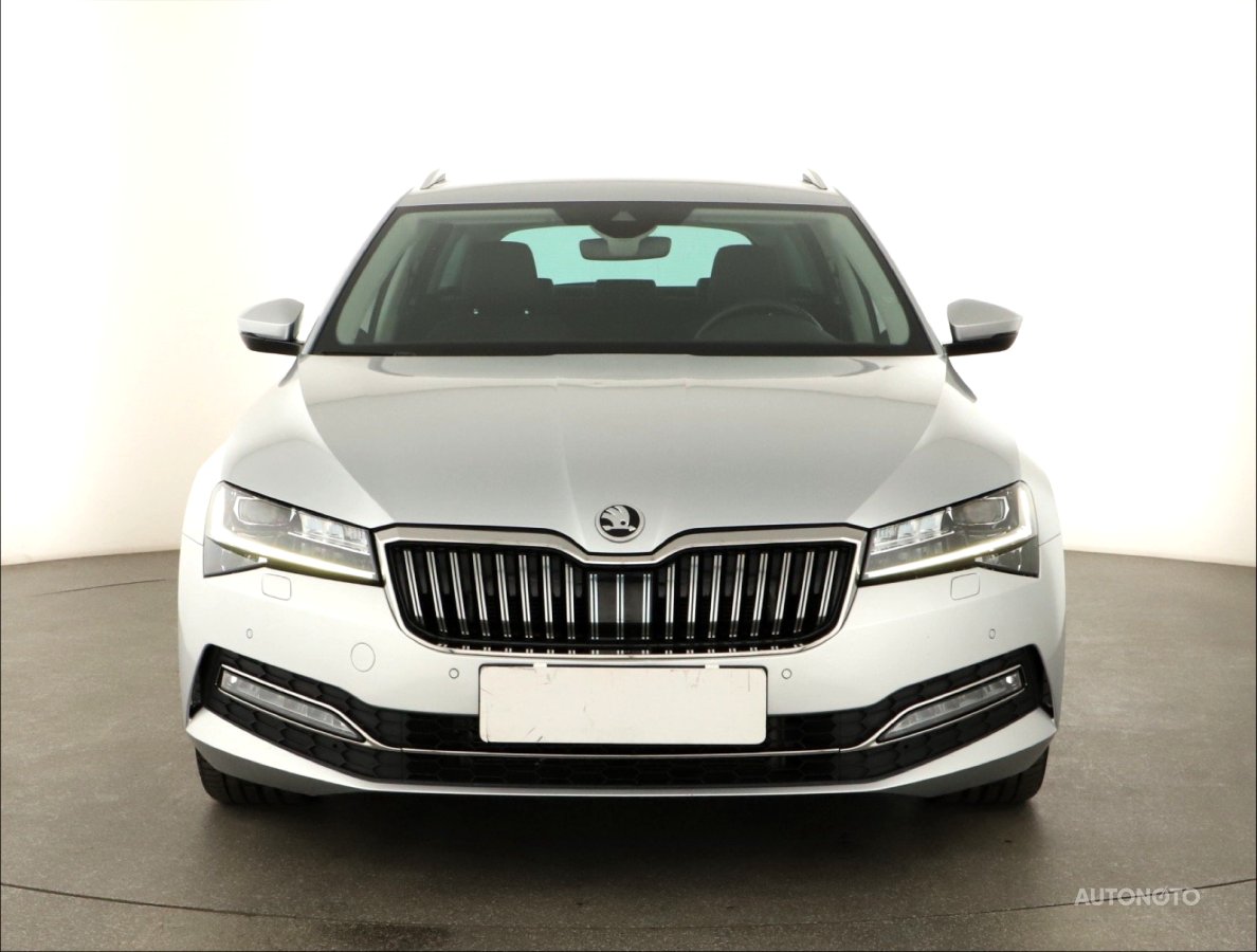 Škoda Superb, 2021 - pohled č. 2
