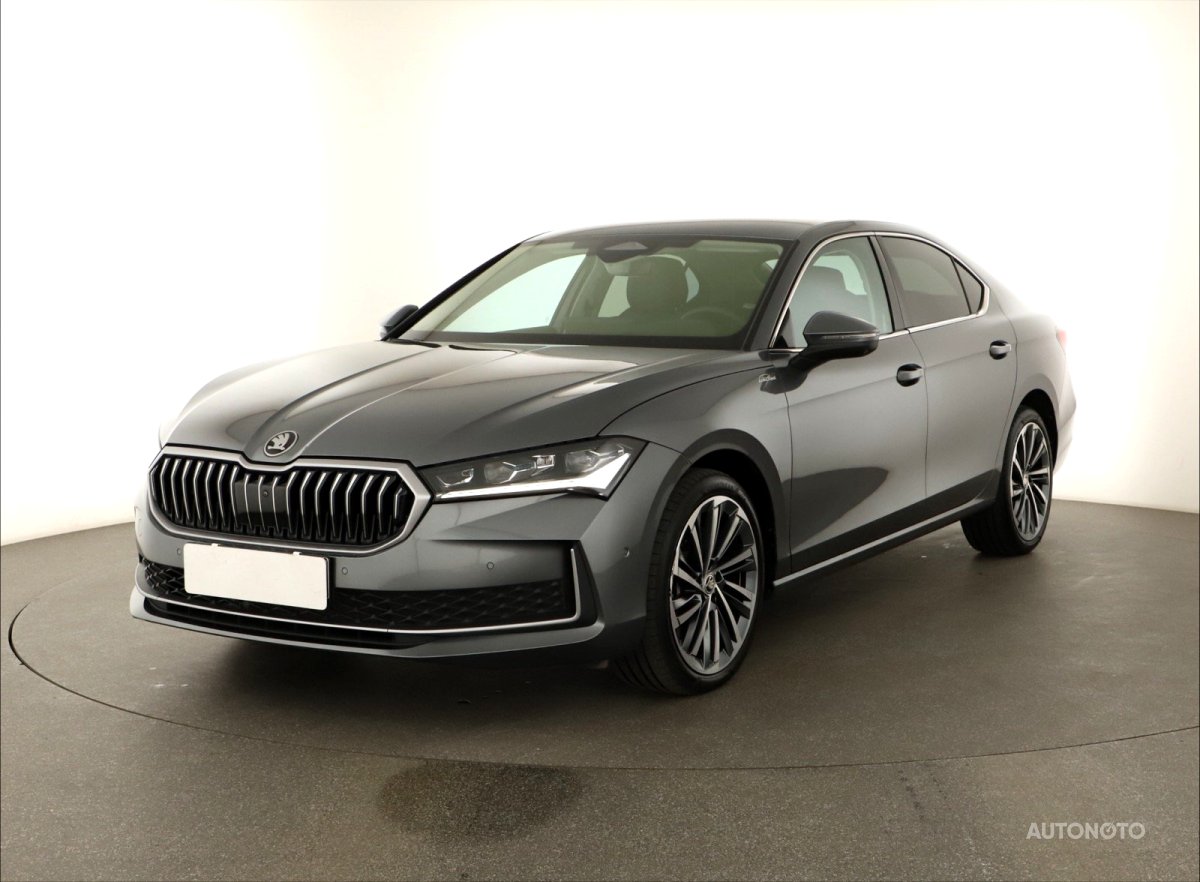 Škoda Superb, 2024 - pohled č. 3