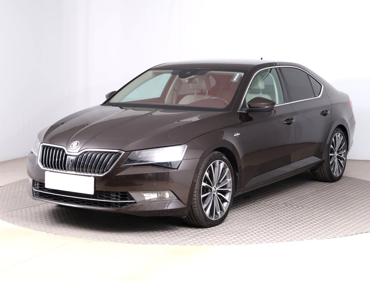 Škoda Superb, 2016 - pohled č. 3