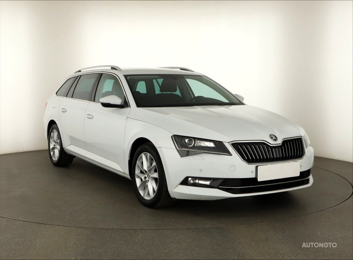 Škoda Superb, 2018 - celkový pohled