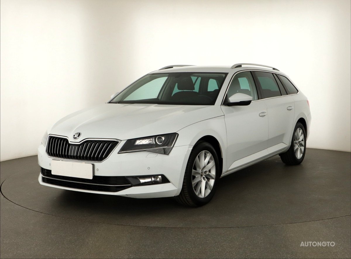 Škoda Superb, 2018 - pohled č. 3