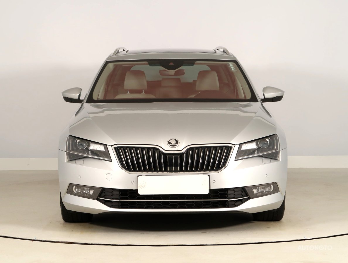 Škoda Superb, 2017 - pohled č. 2