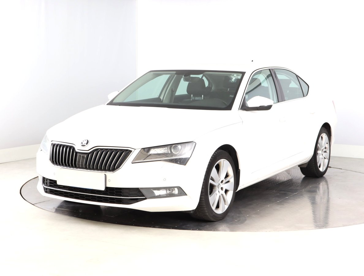 Škoda Superb, 2018 - pohled č. 3