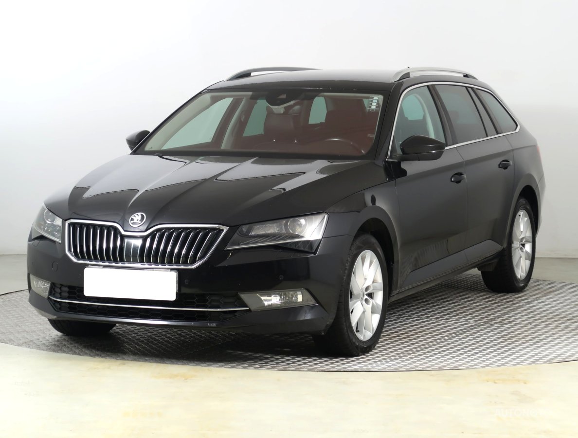 Škoda Superb, 2017 - pohled č. 3