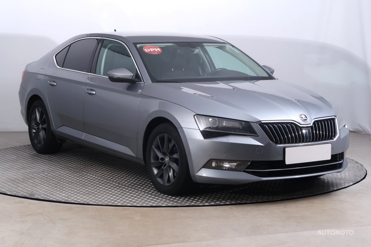 Škoda Superb, 2018 - celkový pohled