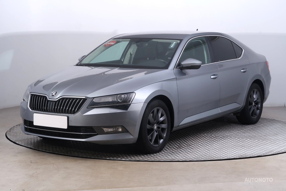 Škoda Superb, 2018 - pohled č. 3