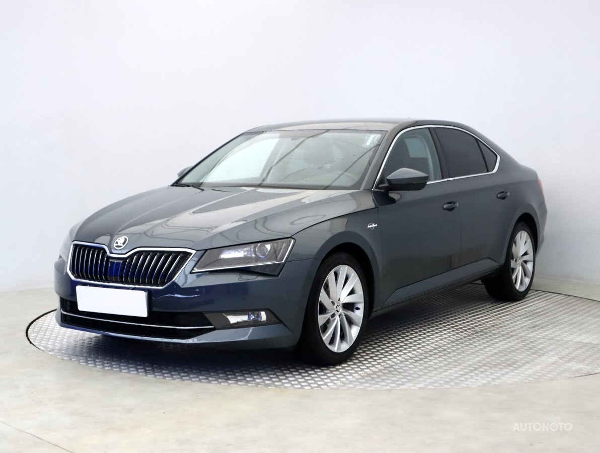 Škoda Superb, 2019 - pohled č. 3