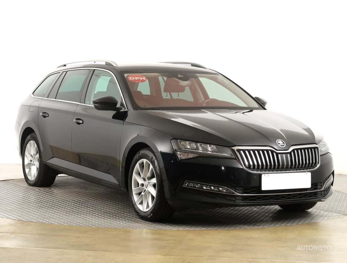 Škoda Superb, 2020 - celkový pohled