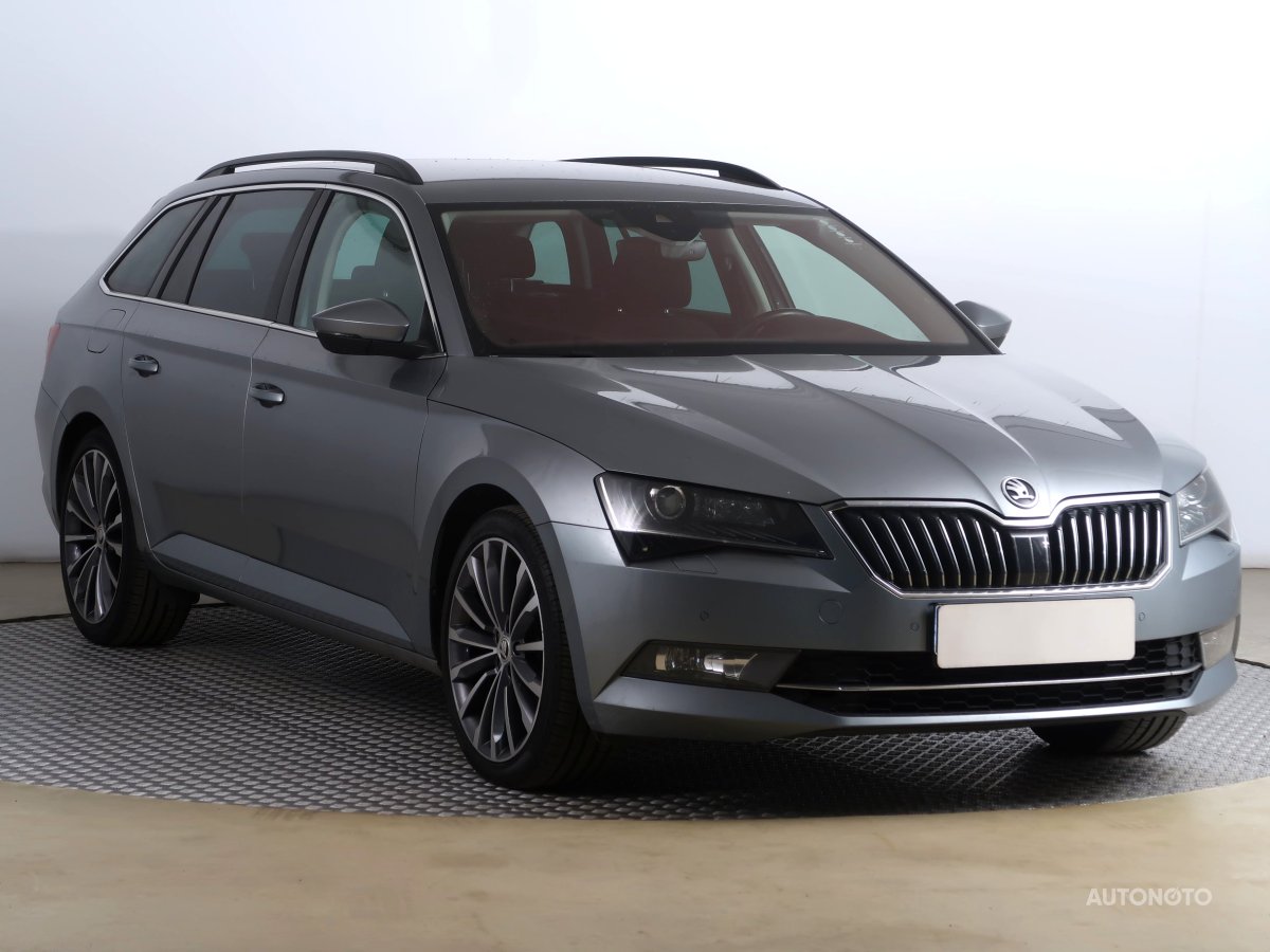Škoda Superb, 2018 - celkový pohled
