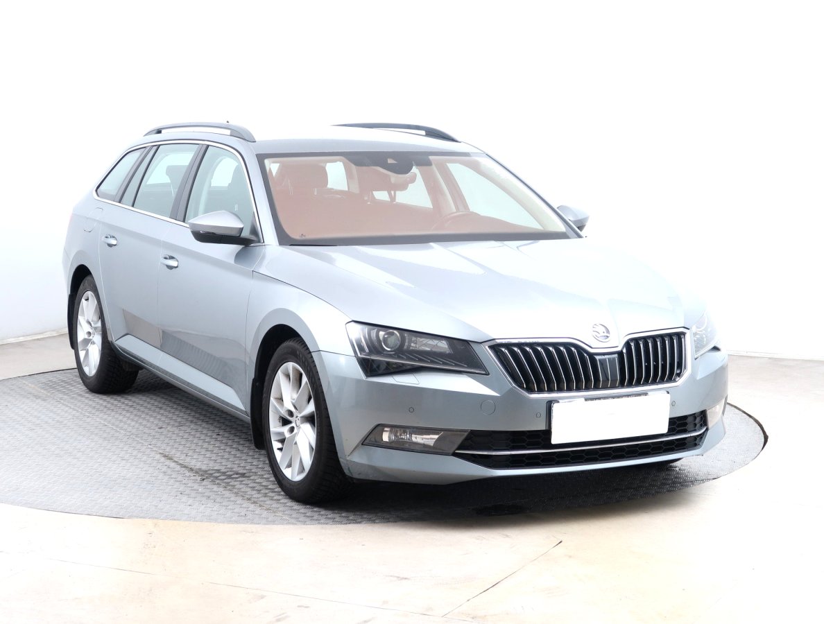 Škoda Superb, 2017 - celkový pohled