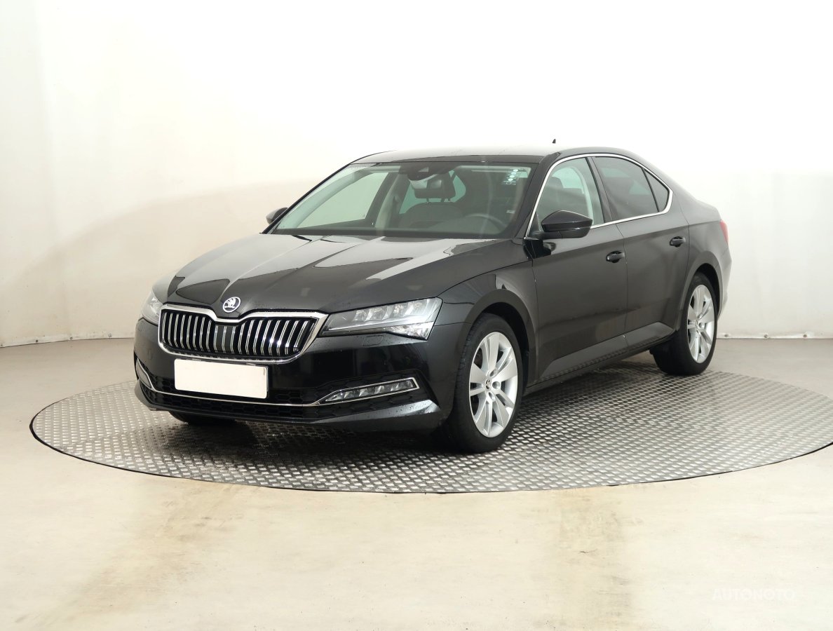 Škoda Superb, 2022 - pohled č. 3