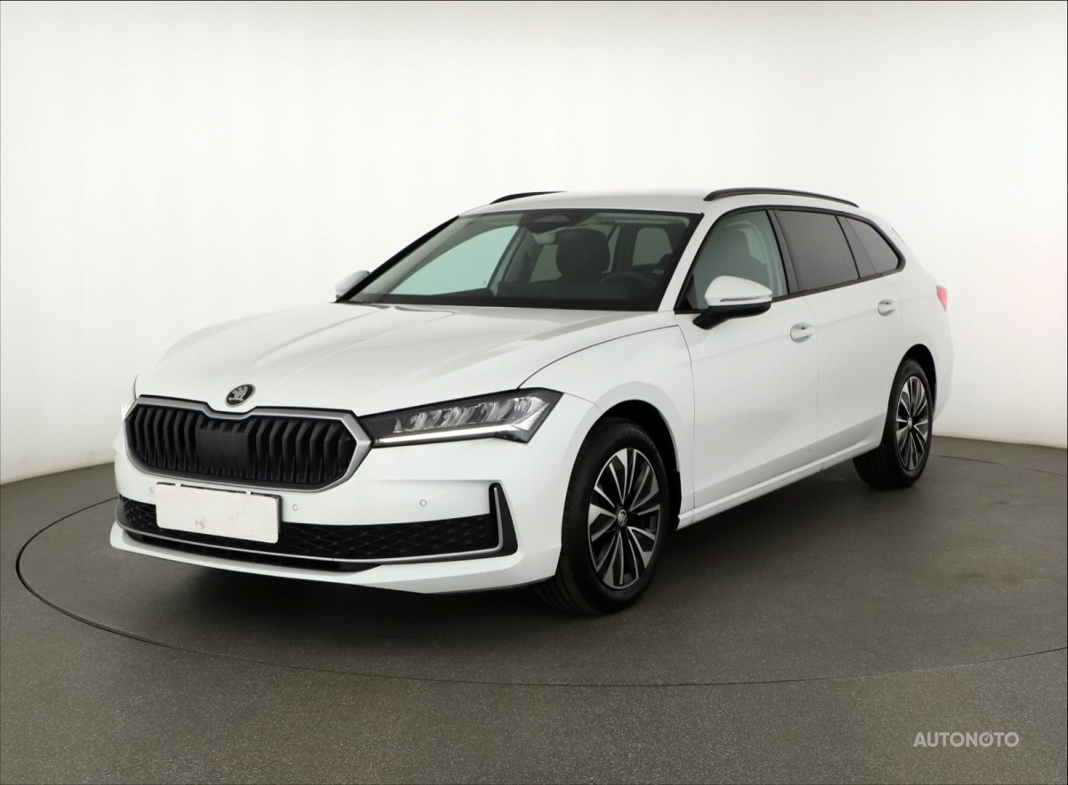 Škoda Superb, 2024 - pohled č. 3