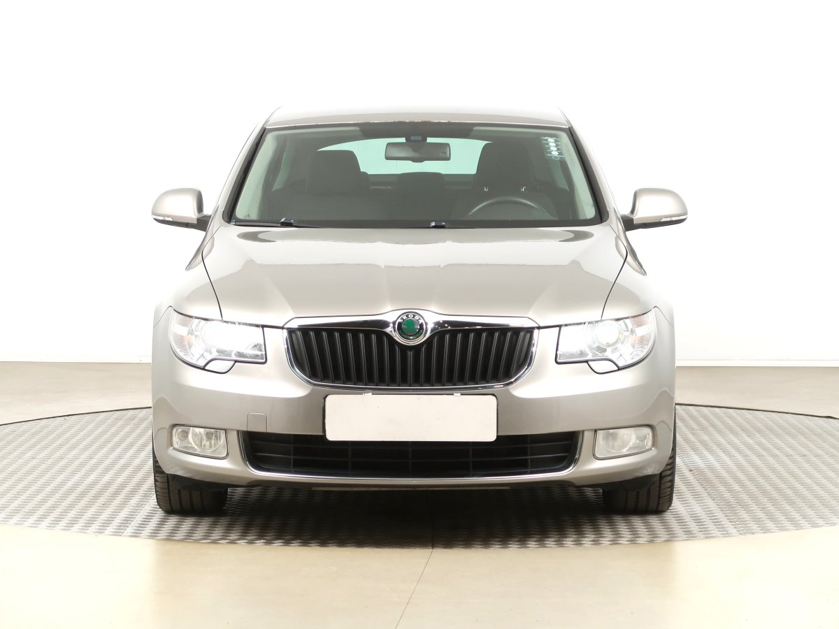 Škoda Superb, 2013 - pohled č. 2