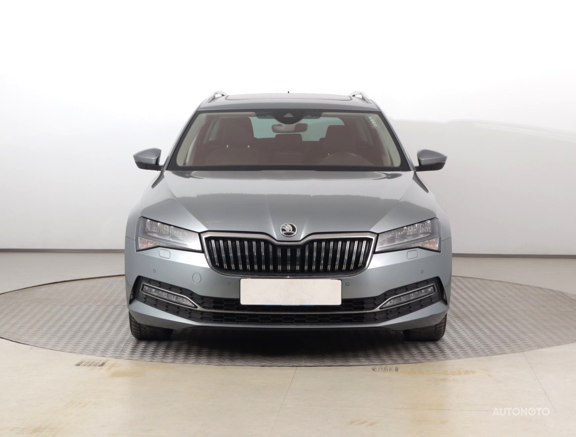 Škoda Superb, 2019 - pohled č. 2