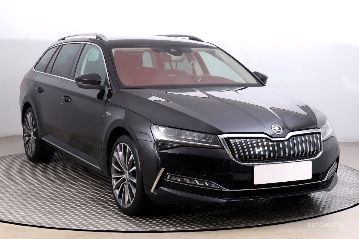 Škoda Superb, 2021 - celkový pohled