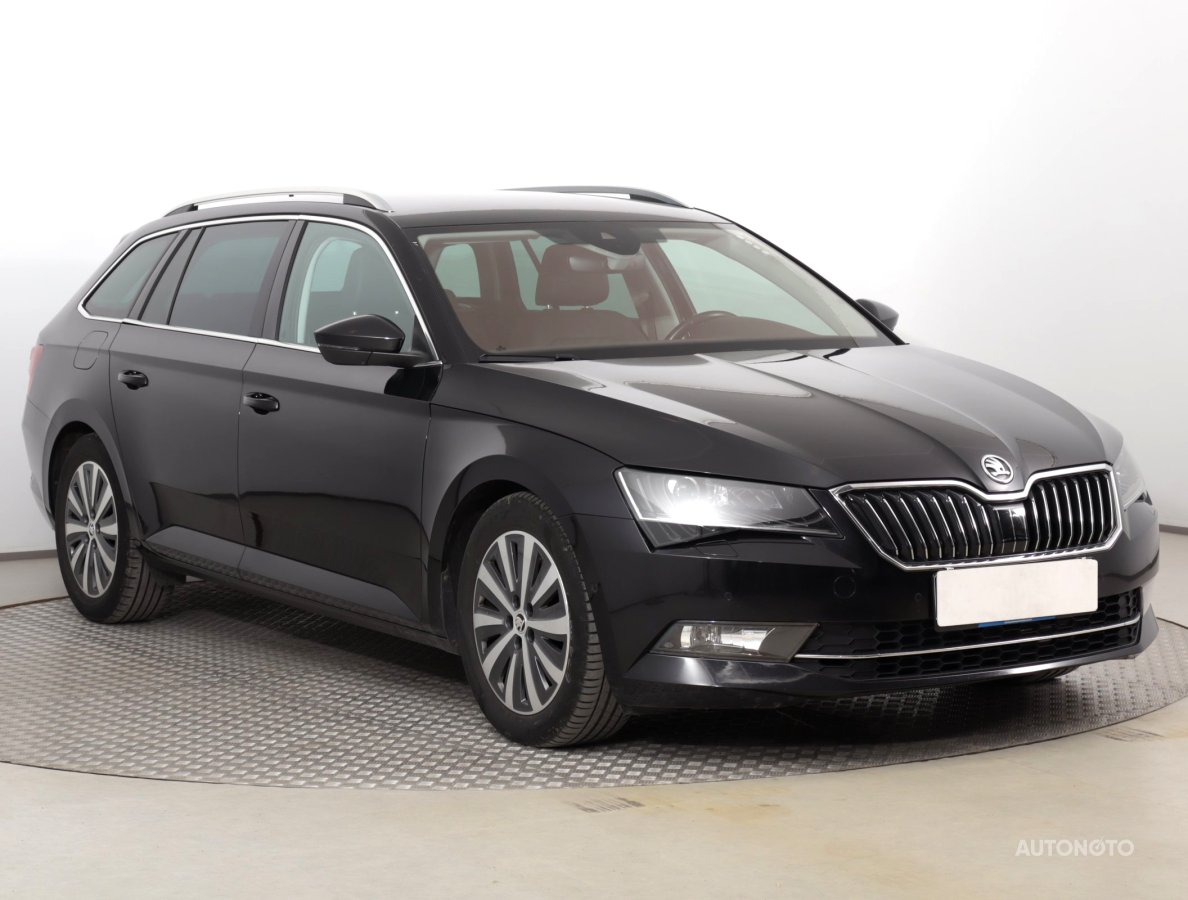 Škoda Superb, 2018 - celkový pohled