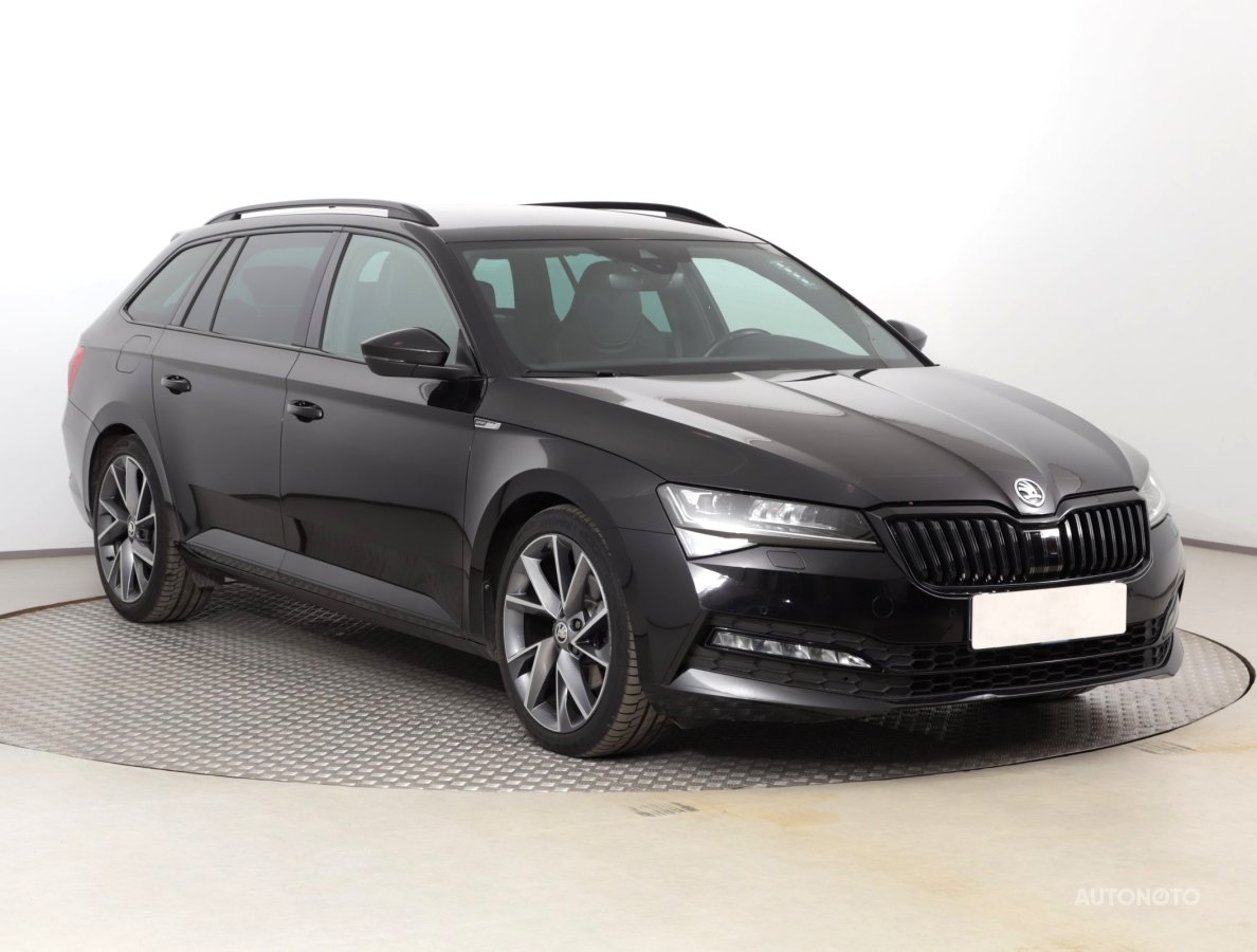 Škoda Superb, 2022 - celkový pohled