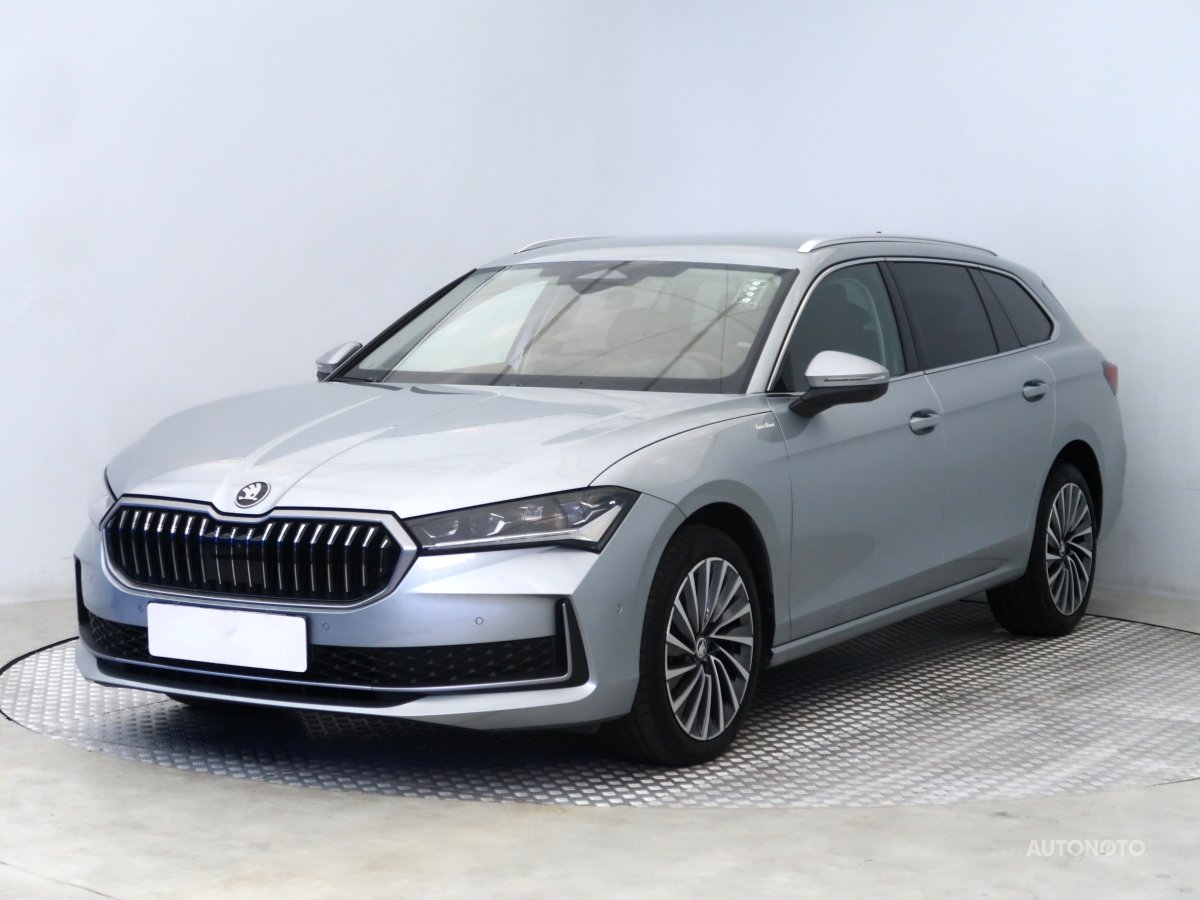 Škoda Superb, 2024 - pohled č. 3