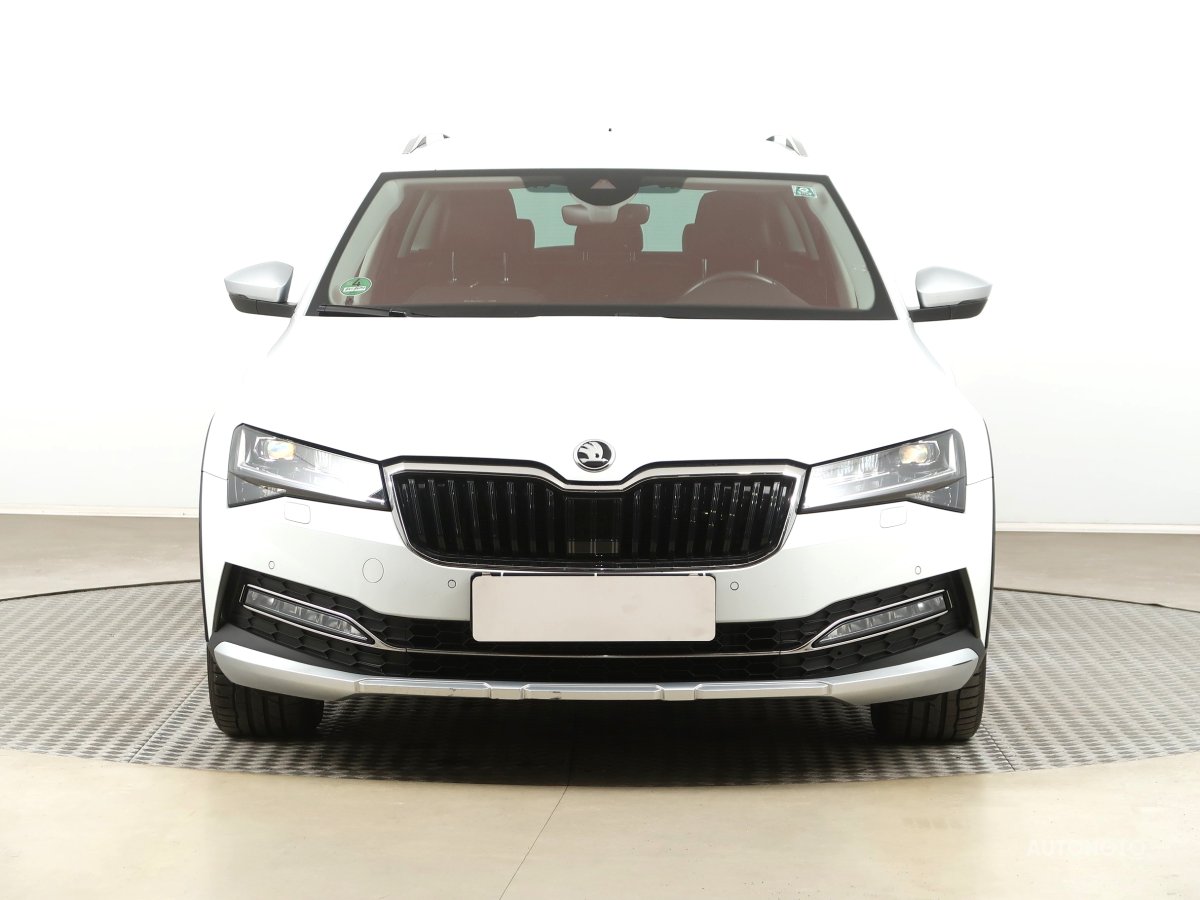 Škoda Superb, 2021 - pohled č. 2