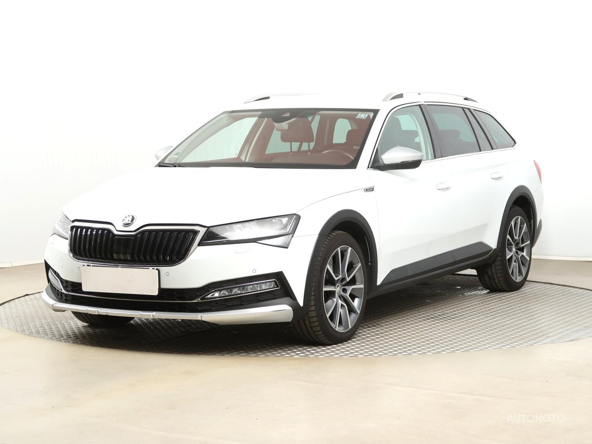 Škoda Superb, 2021 - pohled č. 3