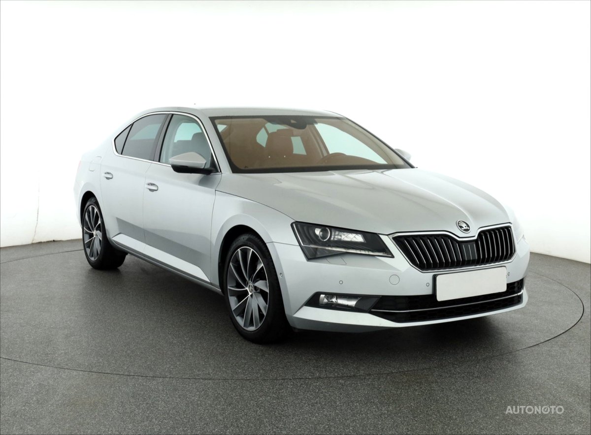 Škoda Superb, 2017 - celkový pohled