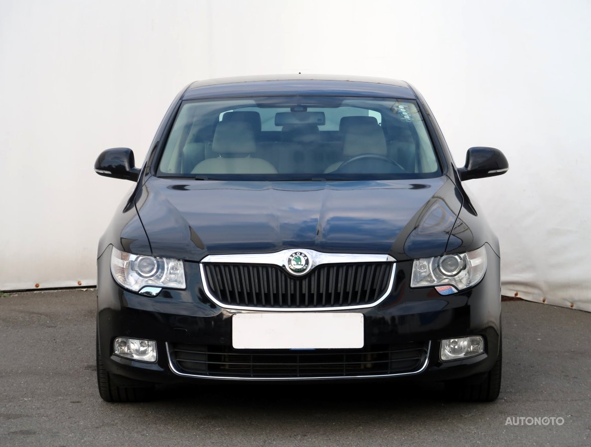 Škoda Superb, 2011 - pohled č. 2