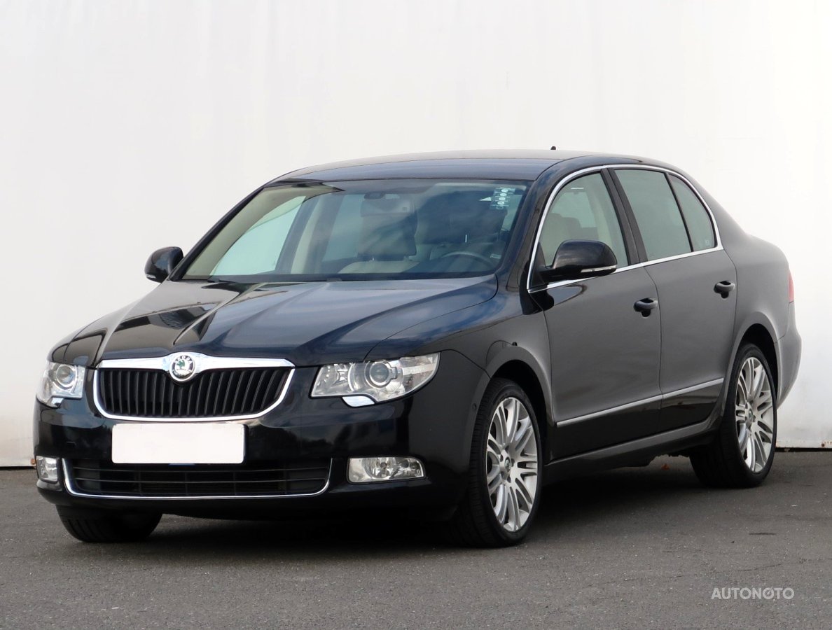 Škoda Superb, 2011 - pohled č. 3