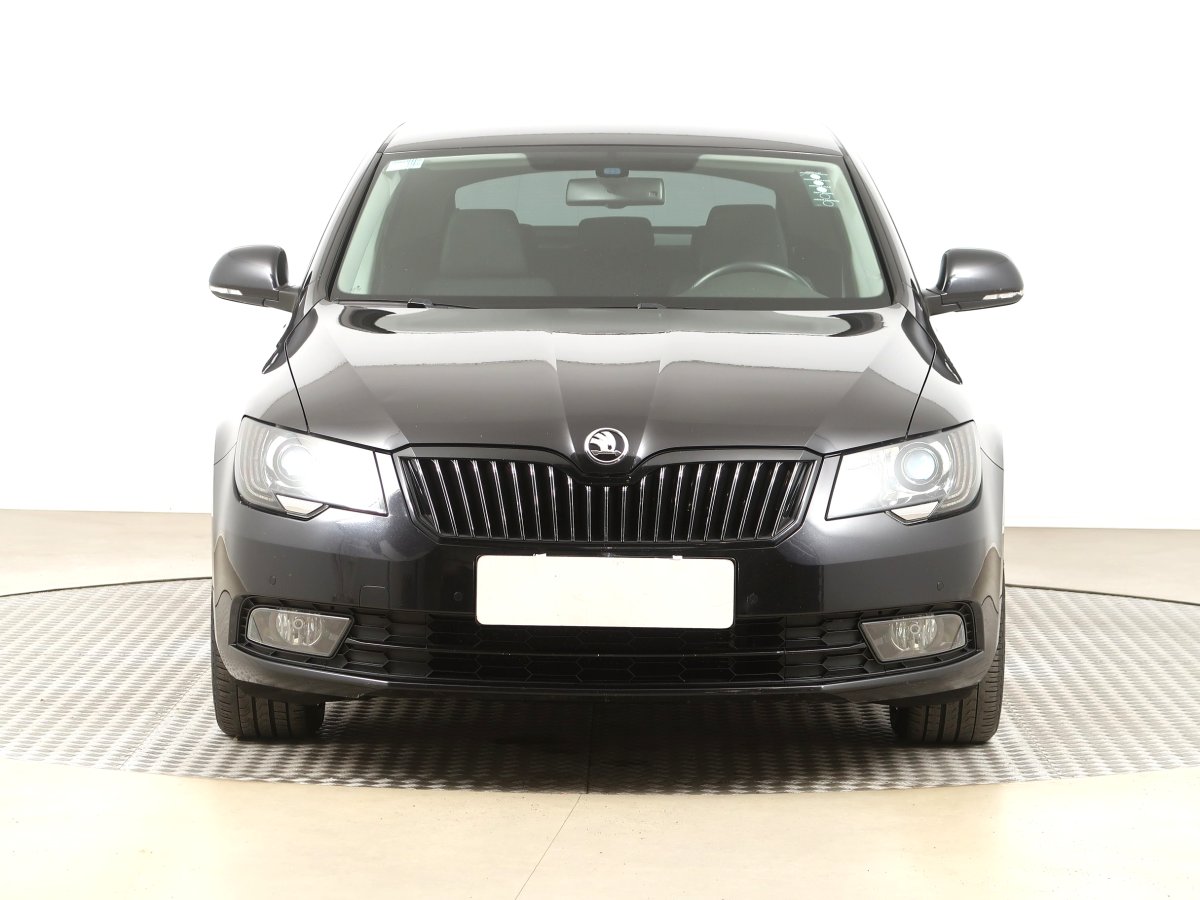 Škoda Superb, 2015 - pohled č. 2