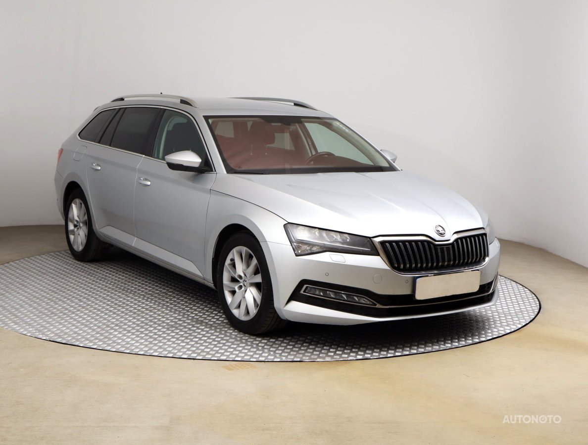 Škoda Superb, 2020 - celkový pohled