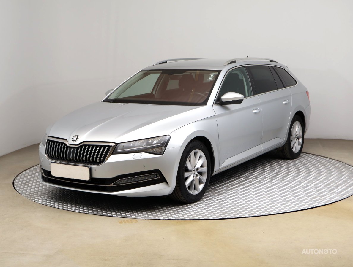 Škoda Superb, 2020 - pohled č. 3