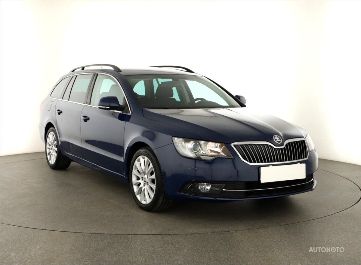 Škoda Superb, 2014 - celkový pohled