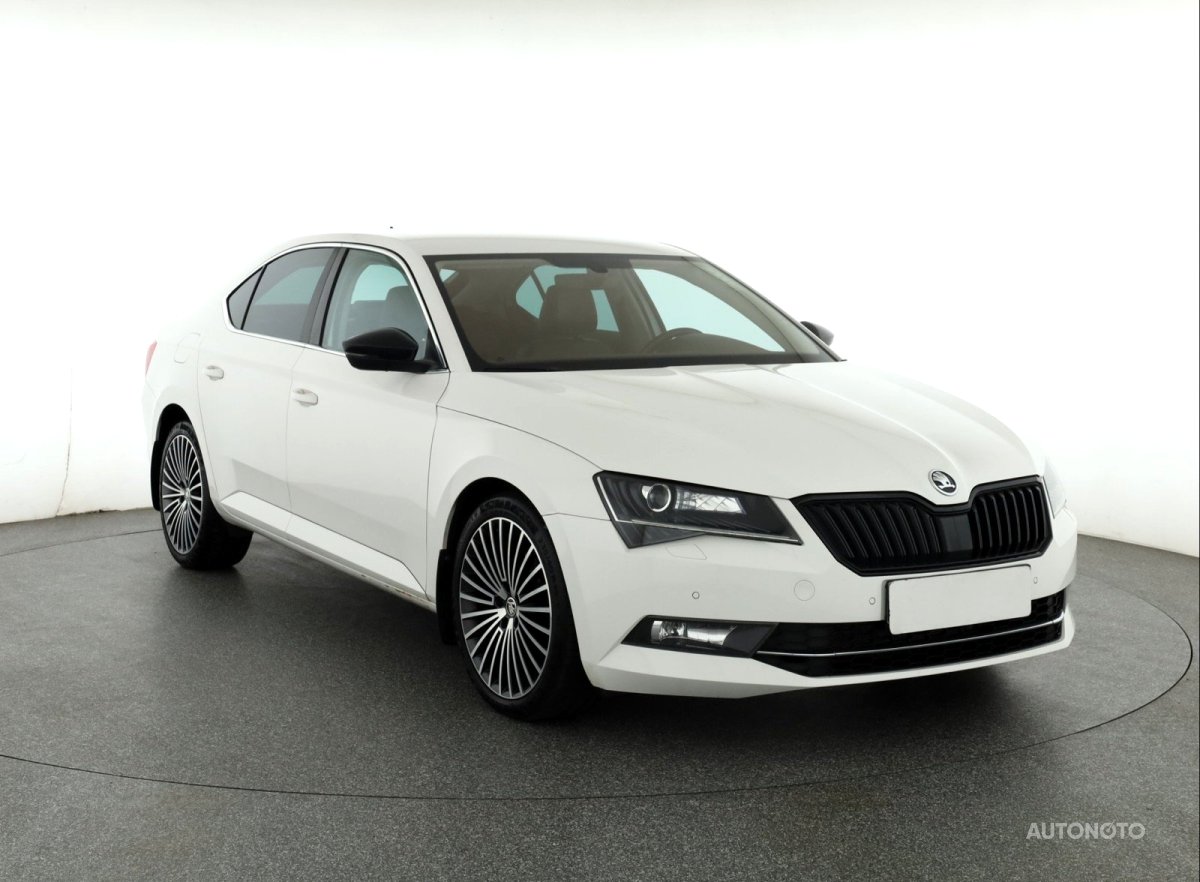 Škoda Superb, 2016 - celkový pohled