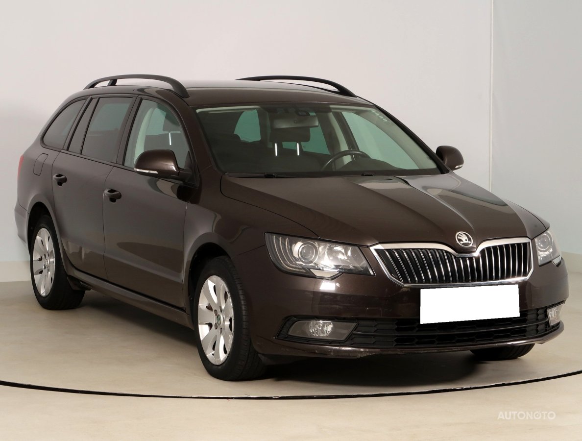Škoda Superb, 2014 - celkový pohled