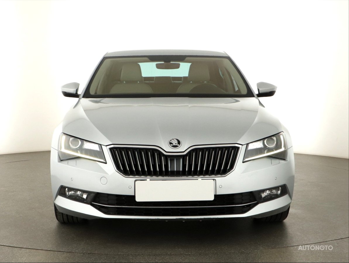 Škoda Superb, 2017 - pohled č. 2