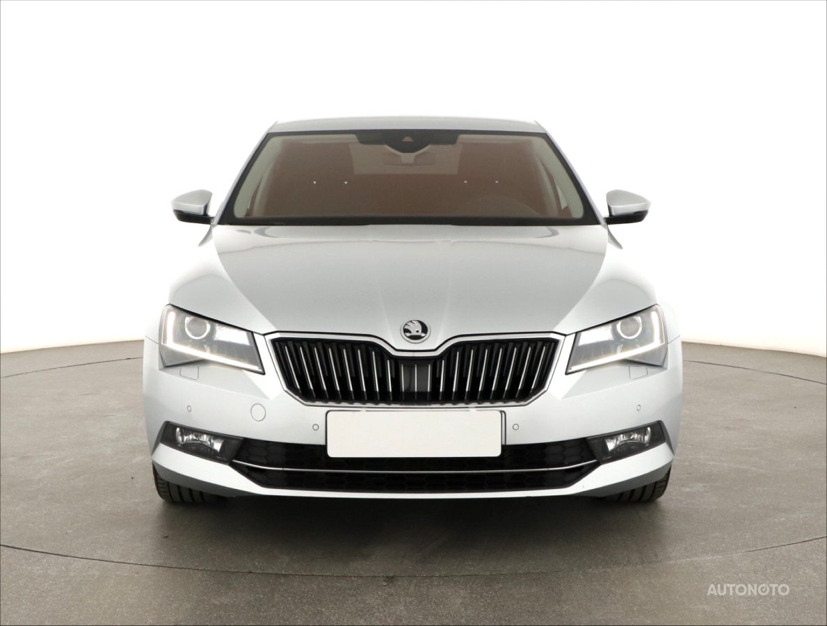 Škoda Superb, 2019 - pohled č. 2