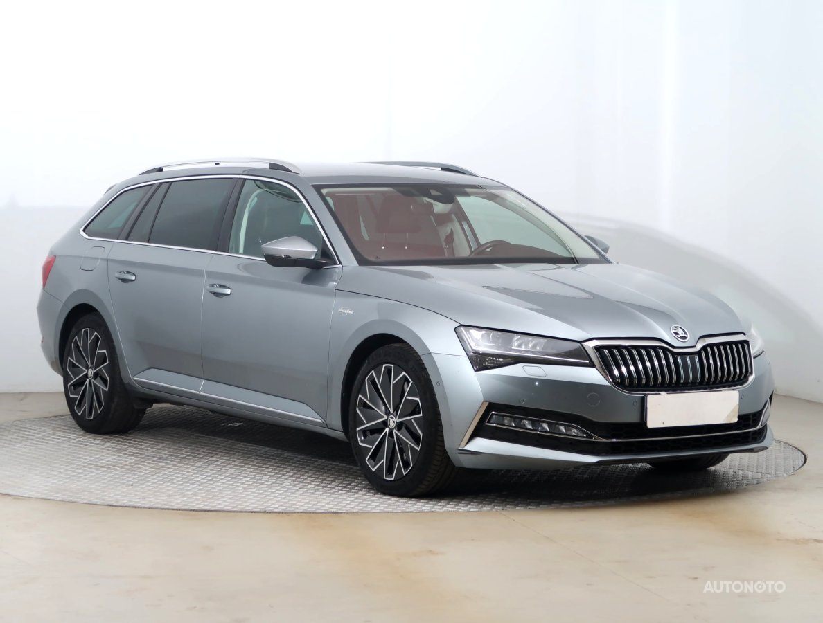 Škoda Superb, 2019 - celkový pohled