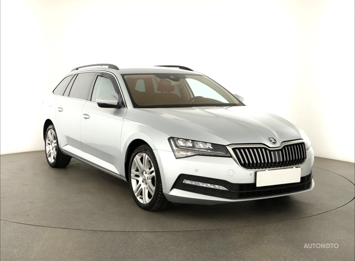 Škoda Superb, 2020 - celkový pohled