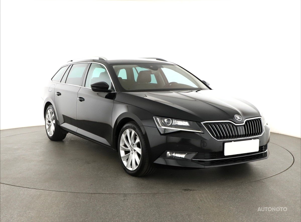 Škoda Superb, 2017 - celkový pohled