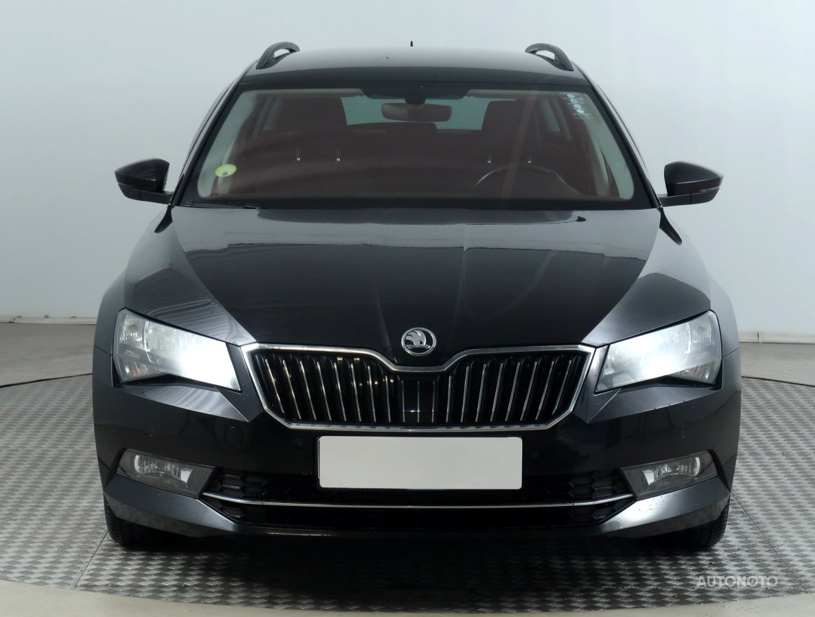 Škoda Superb, 2018 - pohled č. 2