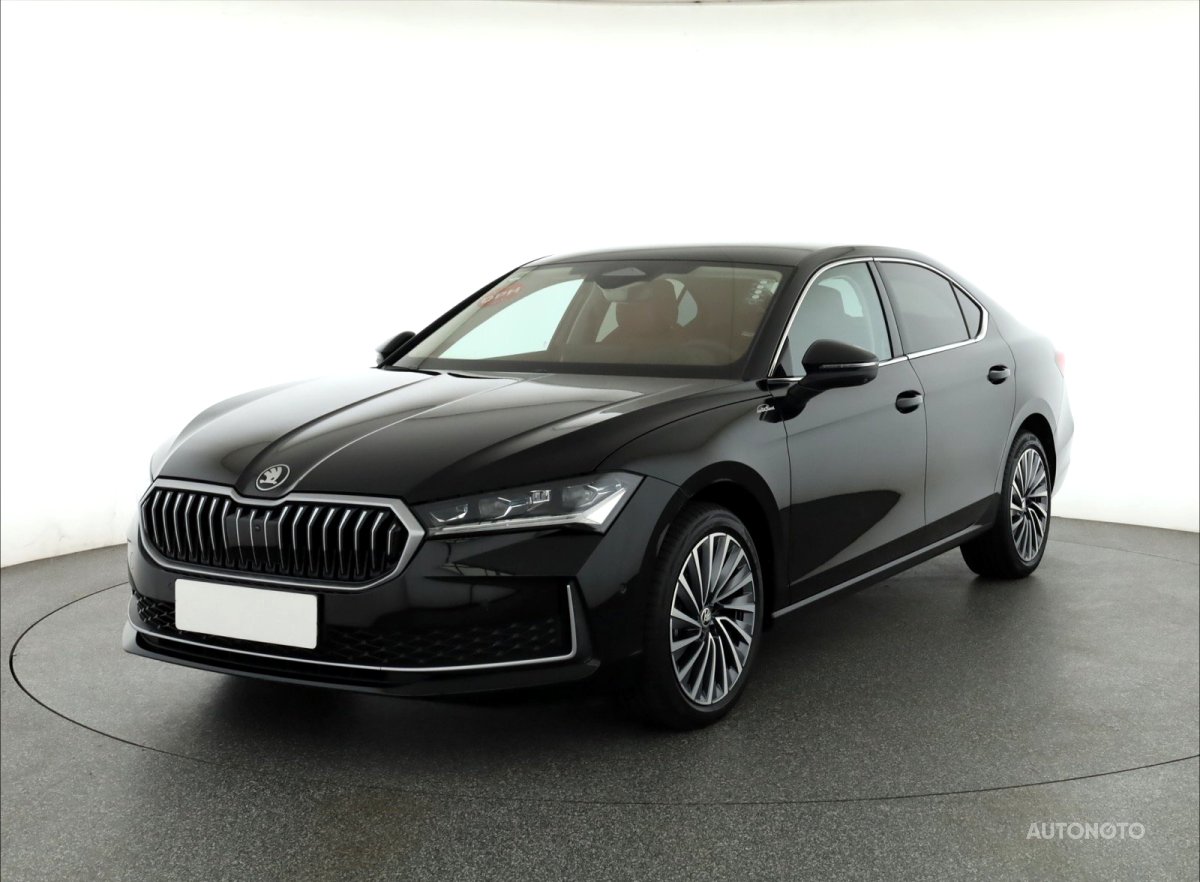 Škoda Superb, 2024 - pohled č. 3