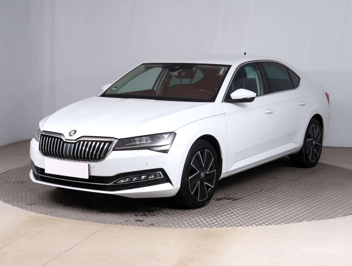 Škoda Superb, 2023 - pohled č. 3