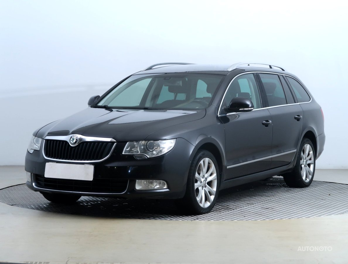 Škoda Superb, 2013 - pohled č. 3