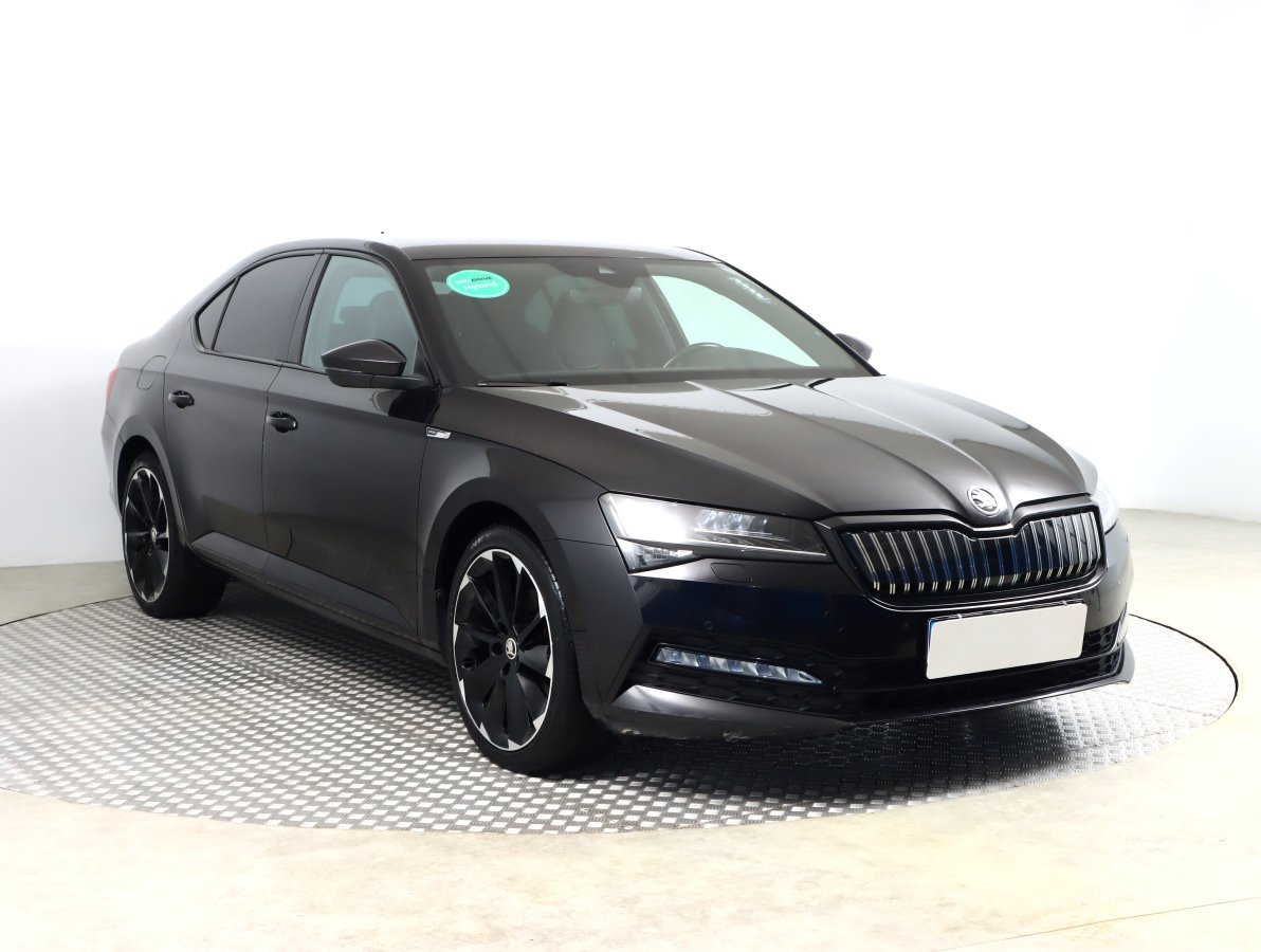 Škoda Superb, 2020 - celkový pohled